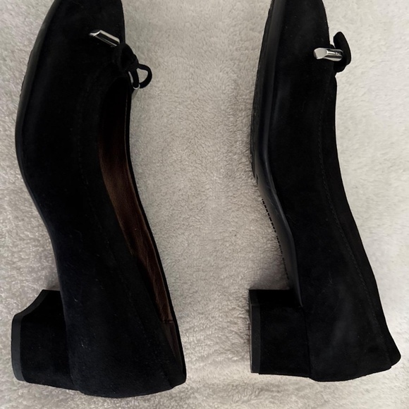 AGL “Kristin” Black Low Chunky Block Heels w/ Bow 7.5M NEW W/O BOX - Picture 5 of 8